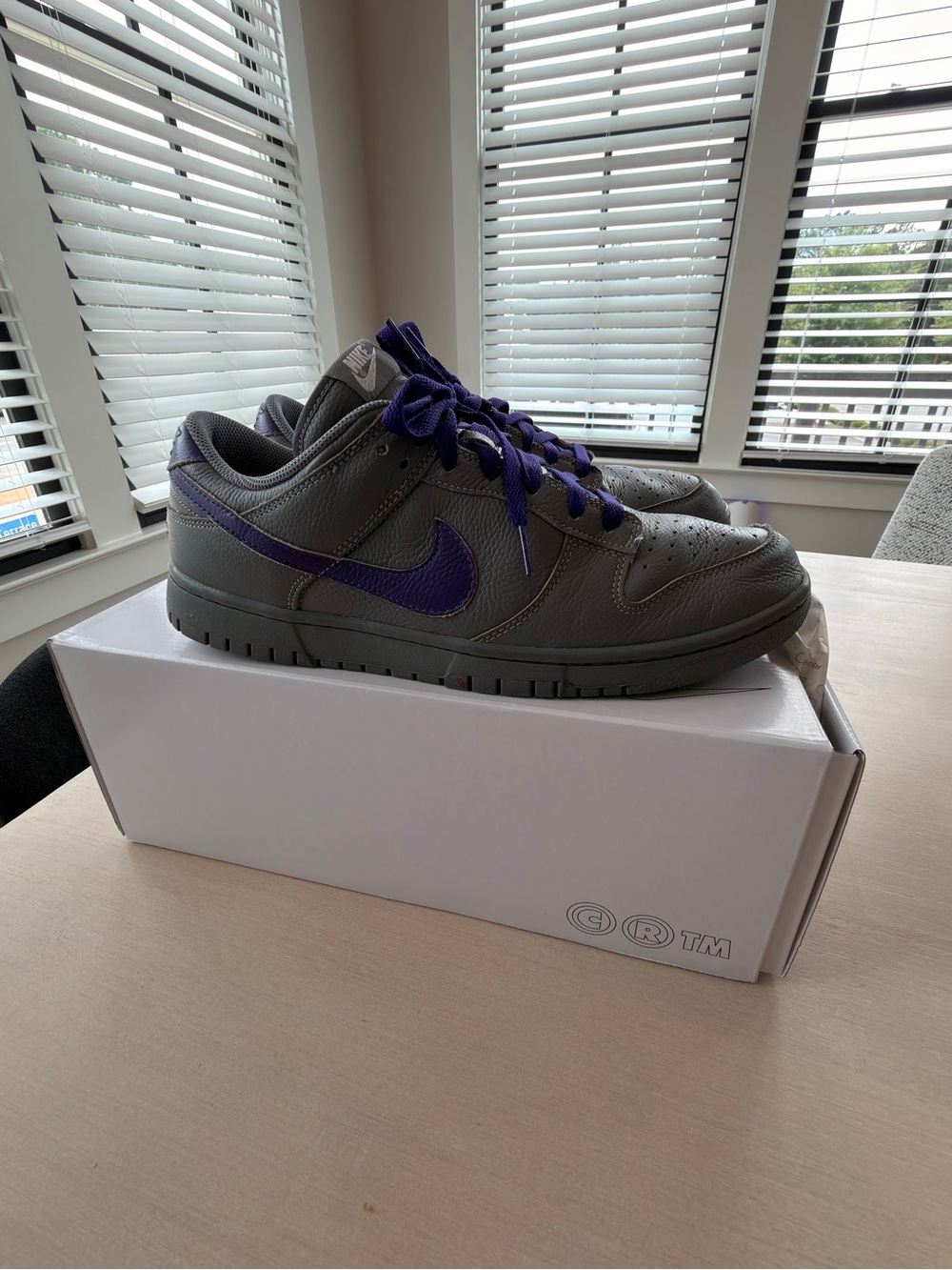 Nike (custom) Men’s Low-Top Sneakers - Gray with Purple Swoosh - Size 11.5